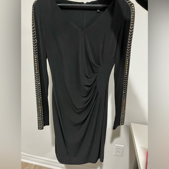 Worn once - Picture 1 of 3